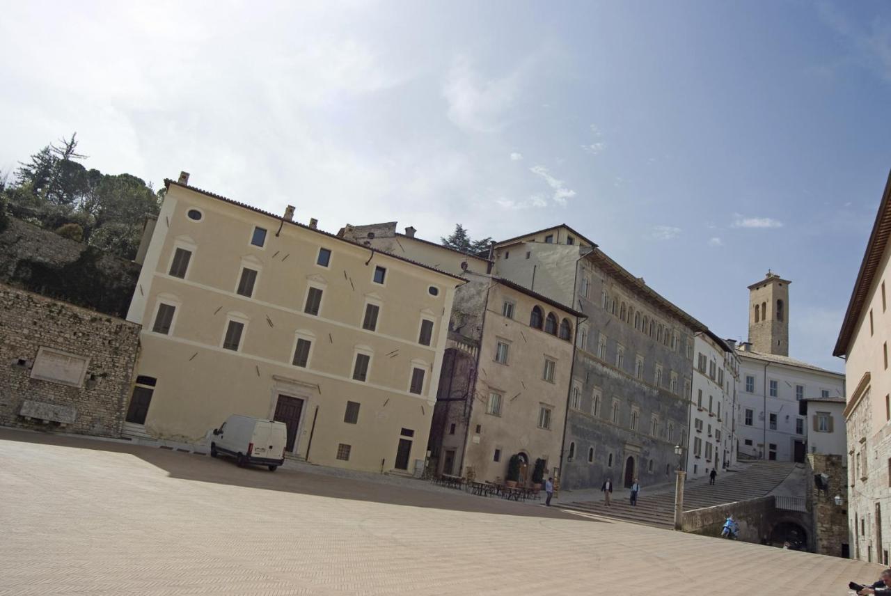 Palazzo Lauri Spoleto Appartement Buitenkant foto